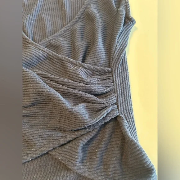 Lovers and Friends, Sally Wrap Top, Navy blue, Sleeveless, V- Neck, Sz XS - Picture 9 of 12